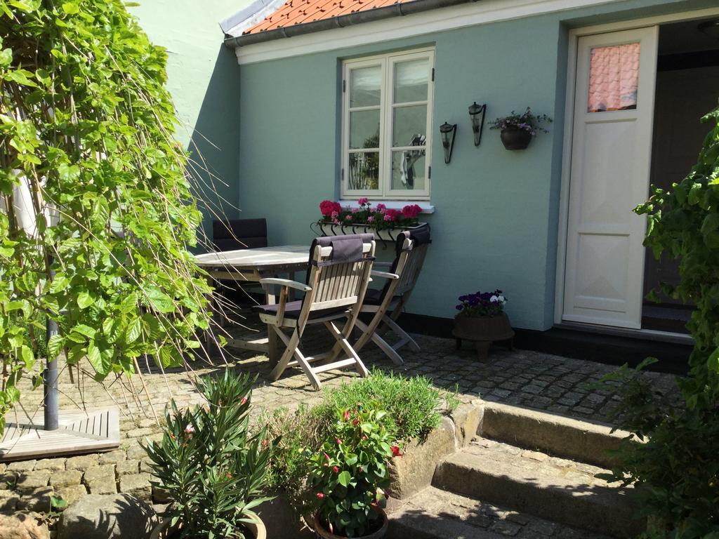 Baghuset Apartamento Ebeltoft Exterior foto