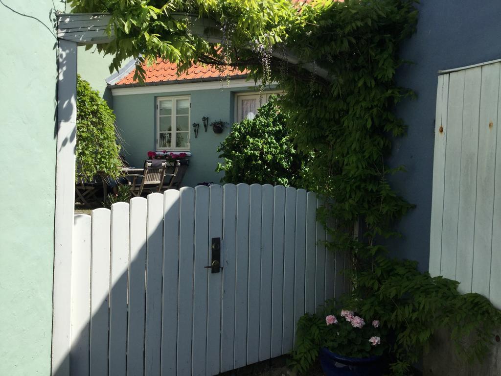 Baghuset Apartamento Ebeltoft Exterior foto